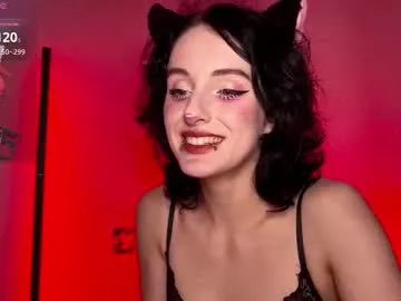 xlunami – webcam model profile photo Image 15