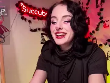 xlunami – webcam model profile photo Image 17