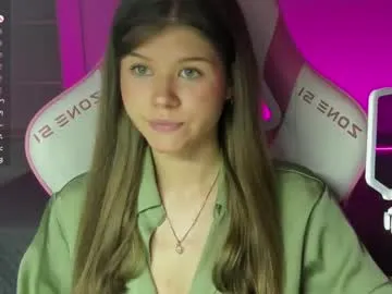 xlunami – webcam model profile photo Image 8