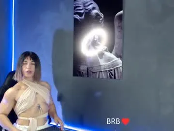 yiovanna19 – webcam model profile photo Image 16