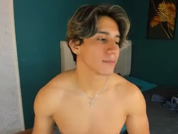 lucy1990xxx – webcam model profile photo Image 10