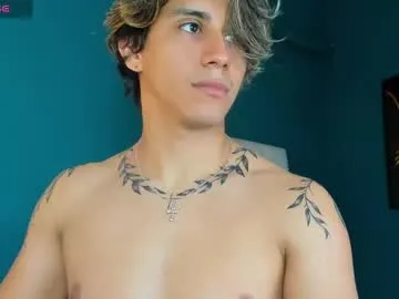 lucy1990xxx – webcam model profile photo Image 19