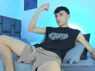 Ellidi – webcam model profile photo Image 13