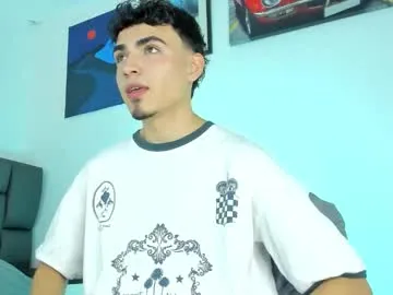 Ellidi – webcam model profile photo Image 6