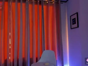 ebonysmiles0 – webcam model profile photo Image 3