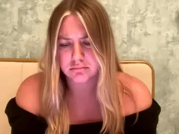 Wild-Angel777 – webcam model profile photo Image 9