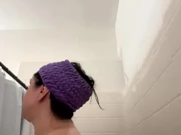 xunybany – webcam model profile photo Image 14