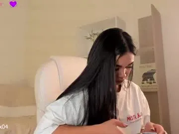 liz_holmes – webcam model profile photo Image 19