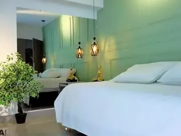 Anallovess – webcam model profile photo Image 13