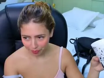 Anallovess – webcam model profile photo Image 16