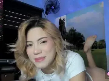 xlunami – webcam model profile photo Image 12