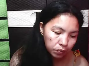 SquirtalPussy – webcam model profile photo Image 15