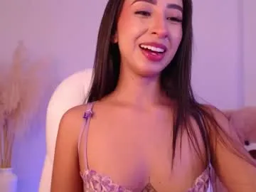 pinkadele – webcam model profile photo Image 15