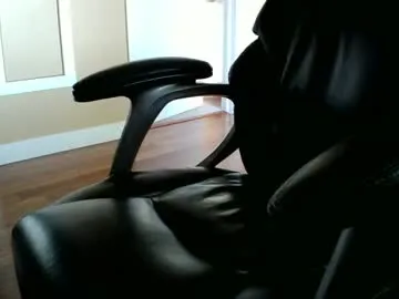 Sun-Moon – webcam model profile photo Image 5