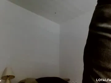 MinniMia – webcam model profile photo Image 9