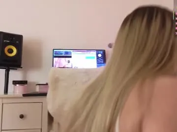 anabelle_wet Image 17