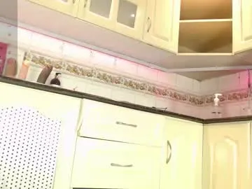 Laranya – webcam model profile photo Image 6