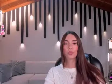 OrgazMia – webcam model profile photo Image 6