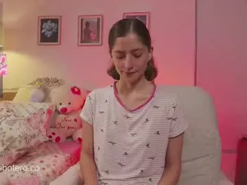 StarKristy – webcam model profile photo Image 9