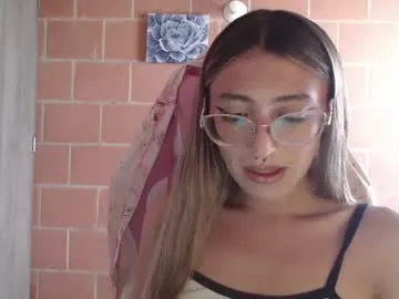 zeldrissss – webcam model profile photo Image 18