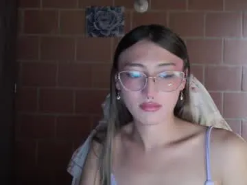 zeldrissss – webcam model profile photo Image 3