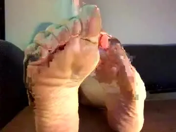 Karamelllka – webcam model profile photo Image 2