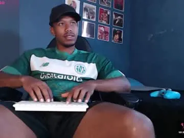 millemimi – webcam model profile photo Image 3