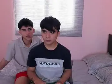 vixenvictoriaa – webcam model profile photo Image 4