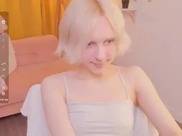 WhoreRobot – webcam model profile photo Image 10