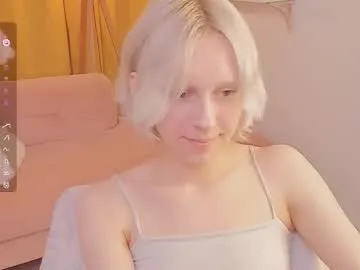 WhoreRobot – webcam model profile photo Image 14