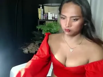 Likachkaa – webcam model profile photo Image 4