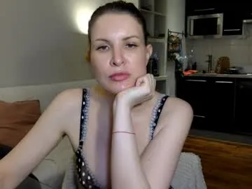 xlunami – webcam model profile photo Image 12