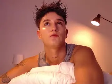 StarKristy – webcam model profile photo Image 16