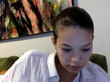 heyhorny_cb – webcam model profile photo Image 8