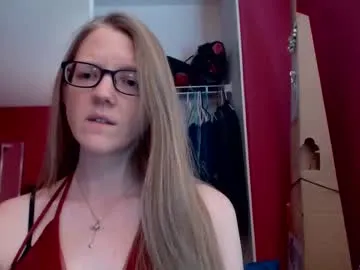 cutesmiles – webcam model profile photo Image 6