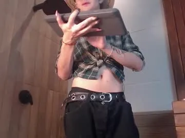 krissone – webcam model profile photo Image 12