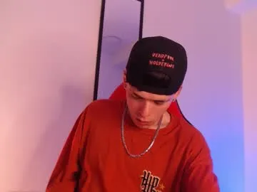 cute_fox_girl – webcam model profile photo Image 10