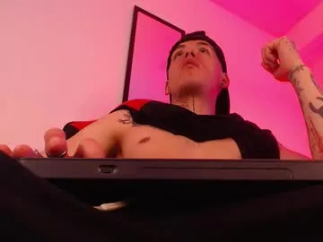 cute_fox_girl – webcam model profile photo Image 4