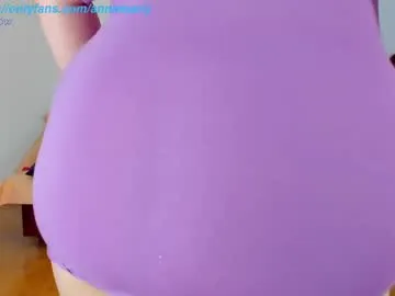 MurkaLux – webcam model profile photo Image 4