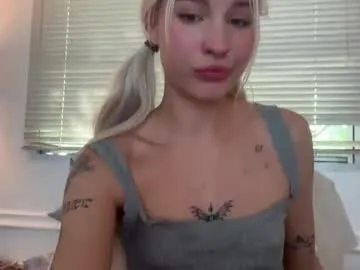 bunnydollstella – webcam model profile photo Image 11
