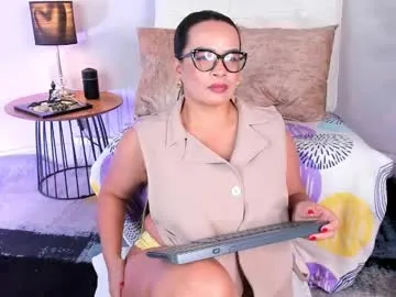 silvanna_moore – webcam model profile photo Image 13