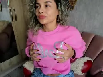 ariana_valdirii Image 2