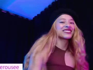 pinkadele – webcam model profile photo Image 13