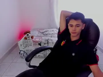 MiaTonyy – webcam model profile photo Image 18