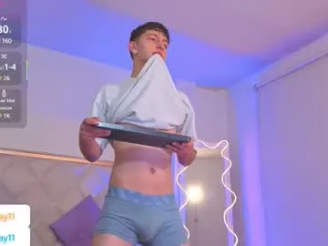 krissone – webcam model profile photo Image 16