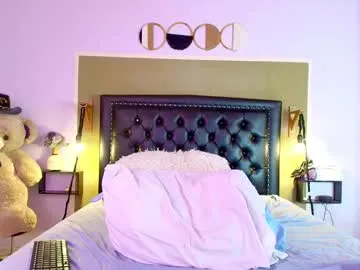 AlexisGrays – webcam model profile photo Image 8