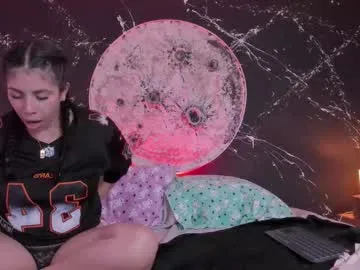asiaandzoe Image 3