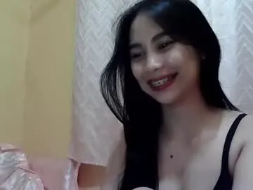 glossybabe_ – webcam model profile photo Image 7