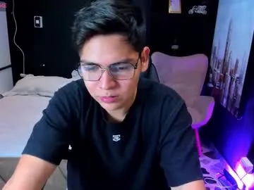 AlexisGrays – webcam model profile photo Image 10