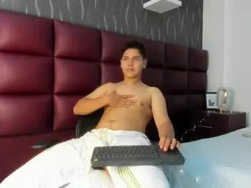 AlexisGrays – webcam model profile photo Image 19